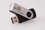 Memoria USB con logo, color negro con grapa plateado