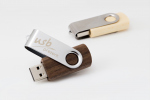 Memoria USB Twister de madera, color oscuro